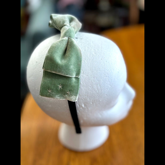 Soft Sculpted Bow Headband in Mint Velvet