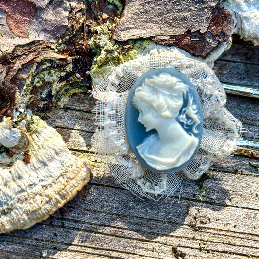 Cameo Lace Bobby Pins – Handmade Vintage Style Hair Accessories